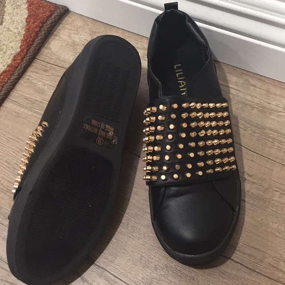 Stud shoes - Picture 3 of 5